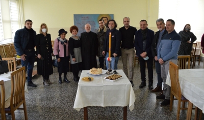 Dodela paketića deci sa oštećenim sluhom u Specijalnoj školi "Bubanj" u Nišu