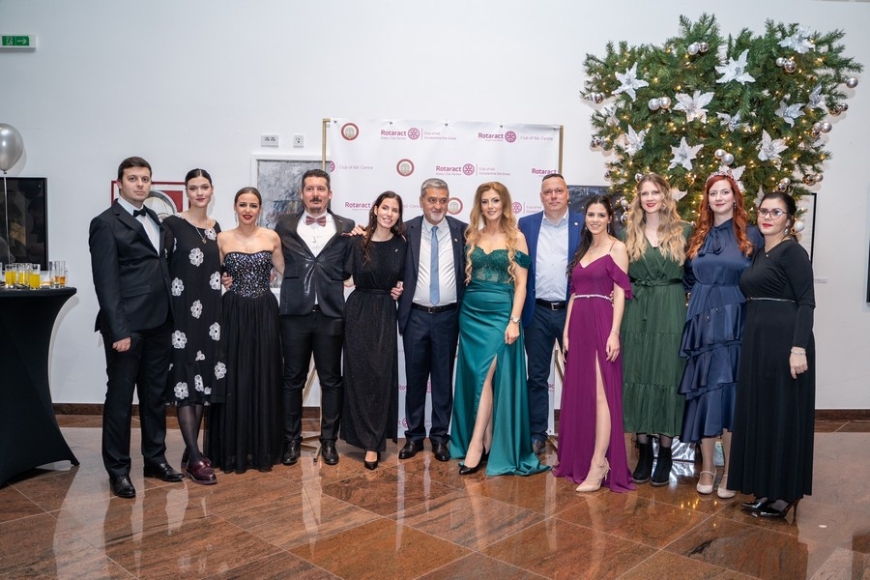 Dobrotvorni novogodišnji bal u organizaciji Rotarakt klubova Niš-Centar, Niš-Konstantin Veliki i Niš-Univerzitet.
