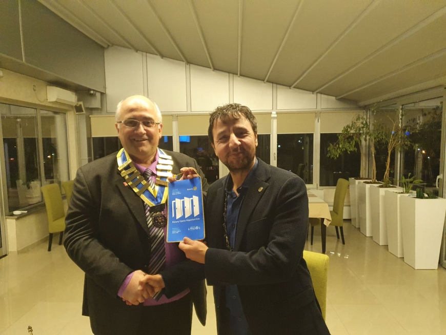 GUVERNER DISTRIKTA 2483 U POSETI